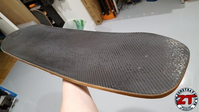 Fabriquer-skate-bois-carbone-DIY-45